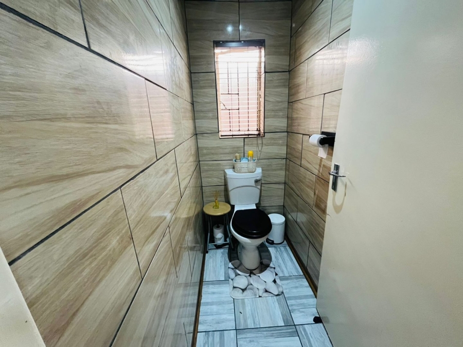 3 Bedroom Property for Sale in Grasslands Free State